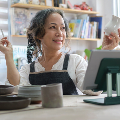 7 Types of Hobbies That Older Adults Can Begin in the New Year